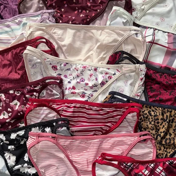 Vanity Fair size medium Women's Panties Assorted Colors - Picture 6 of 9